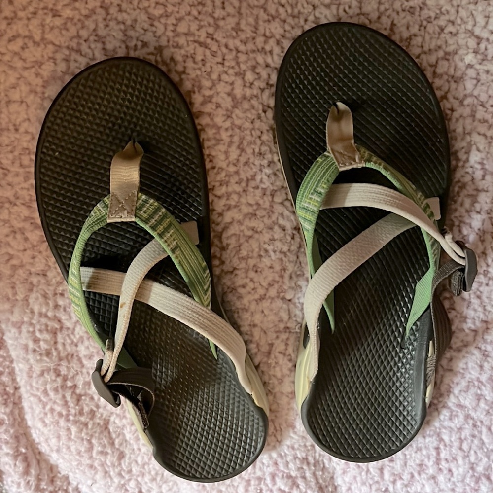 CHACO Sandals Women's size 10 EUC